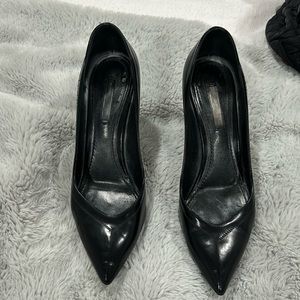 Authentic Louis Vuitton black letter pumps 37 1/2